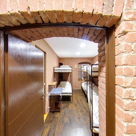 Hostel Pirosmani ティビリシ エクステリア 写真